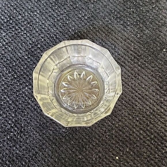 vintage salt cellar dip dishes. Lot Of 6 - Picture 6 of 10